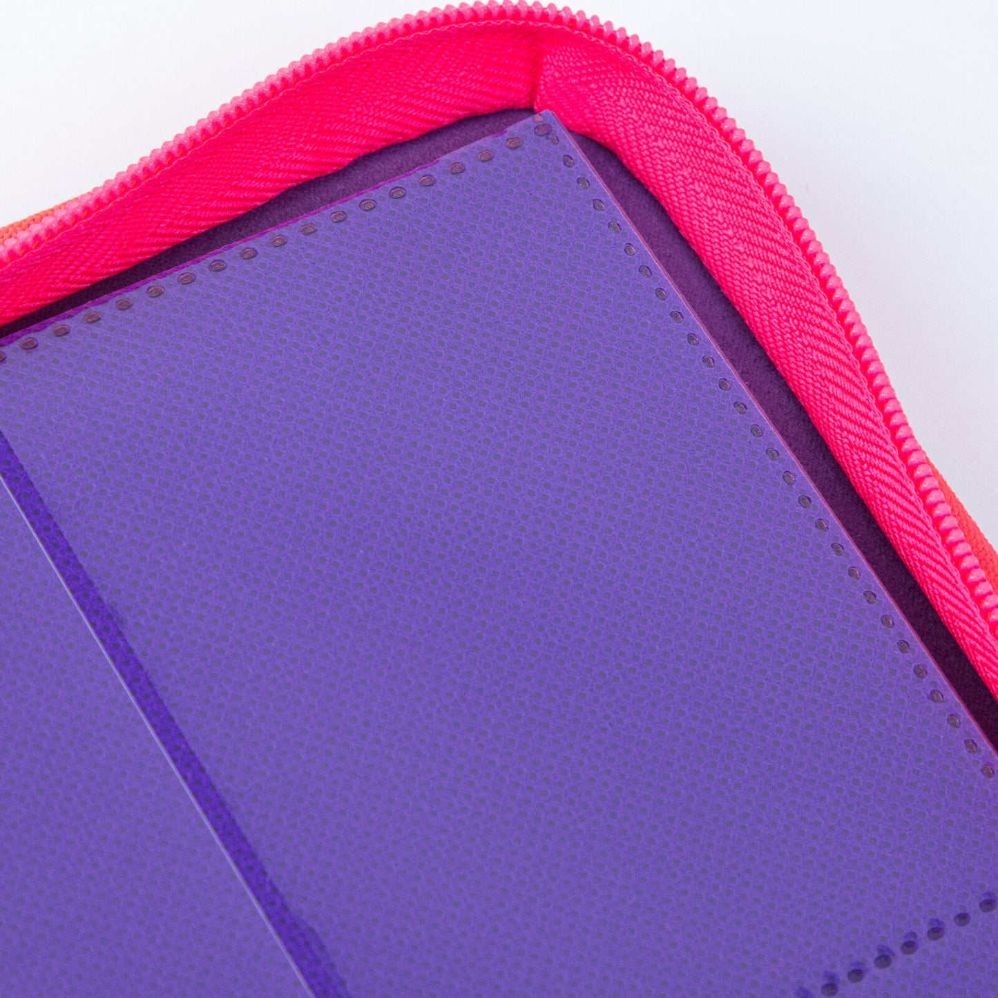 9-Pocket PU Card Binder - 151 Matte Purple